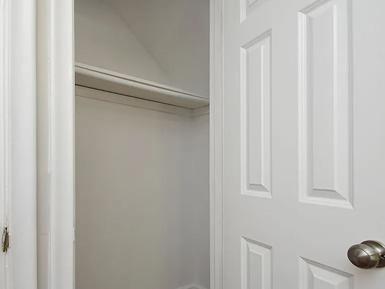 6010 Evans St — Photo 18