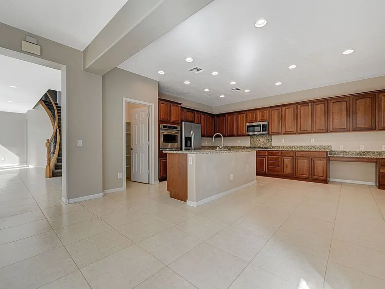 6825 Spessard Holland Ct — Photo 17
