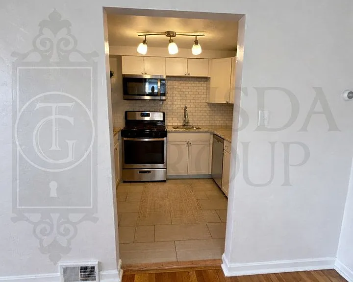422 Jacobson Dr — Photo 37