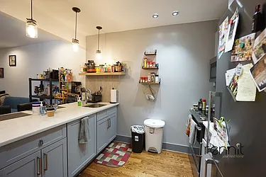 Rented by Rennit Inc.