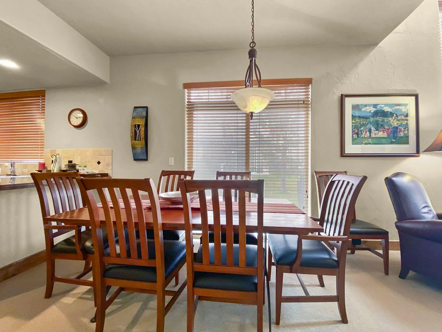 6180 N Fox Pointe Cir — Photo 4