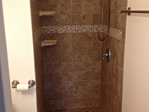 5th image of 3815 Miramonte Pl #109B