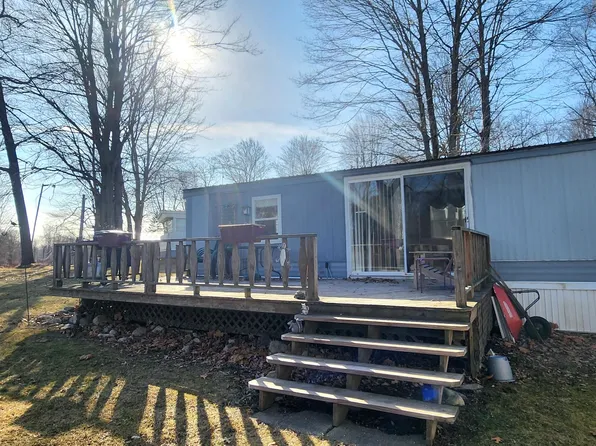 5395 Birch Island Dr, Barryton, MI 49305