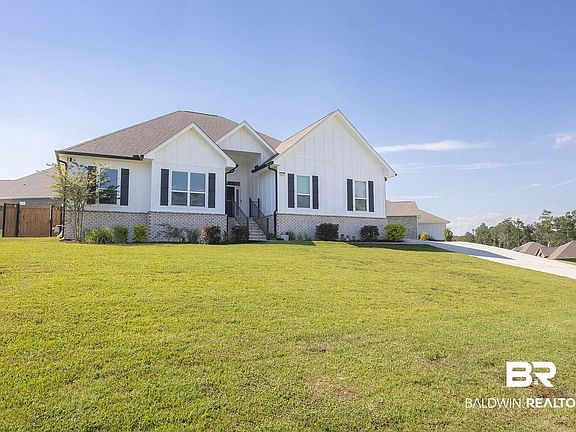 2nd image of 26669 Montelucia Way