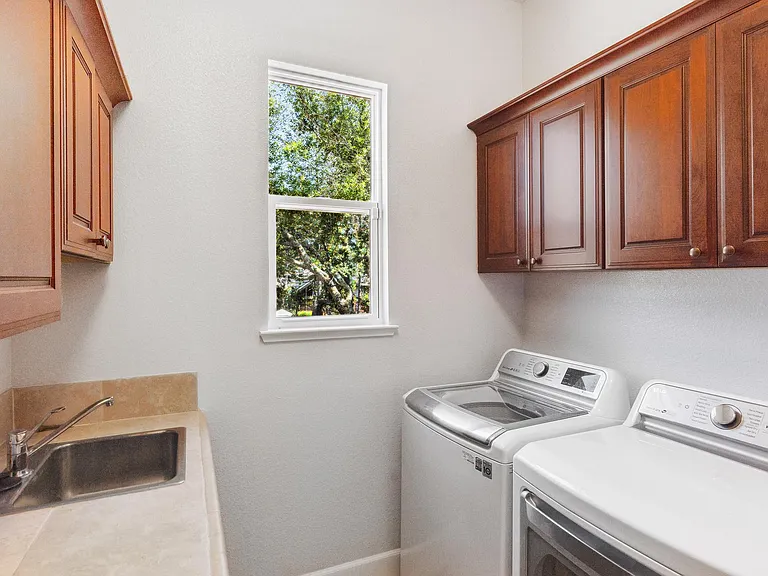3680 Crown Hill Dr — Photo 28
