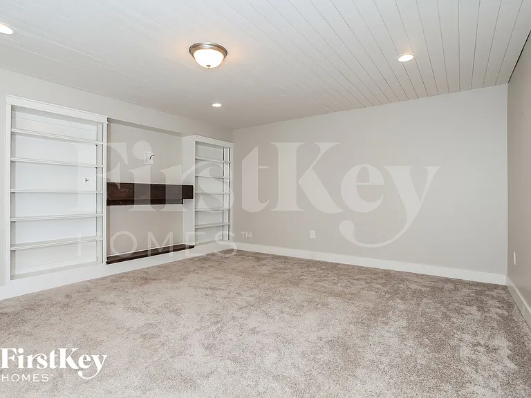3962 Snowcreek Dr — Photo 6