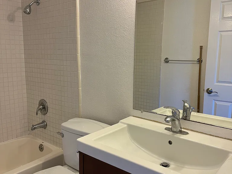 820 Casanova Ave #83 — Photo 32