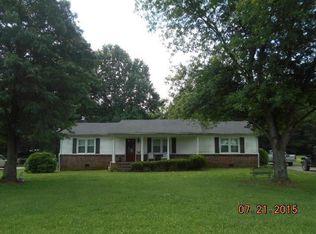 270 Mountain View Dr, Smartt, TN 37378