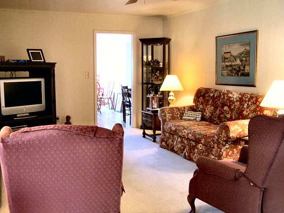 5th image of 2328 Cantle Ln SW