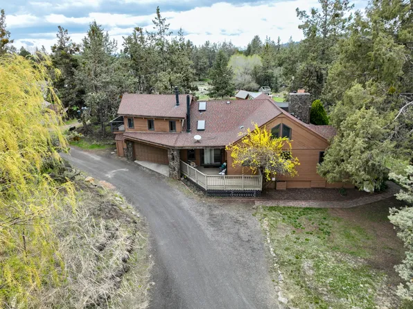 63701 Hunters Cir, Bend, OR 97701