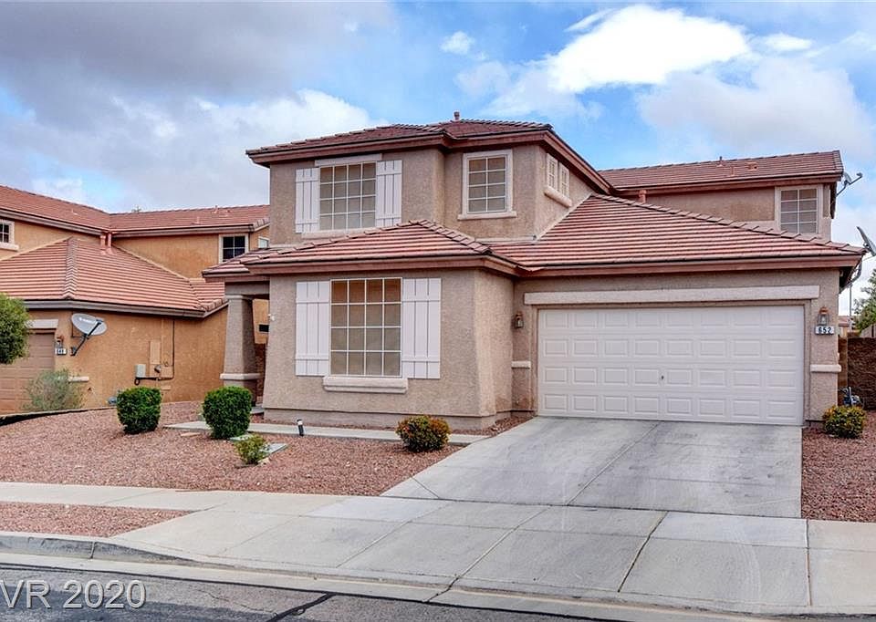 1st image of 652 Sunrise Lake Pl