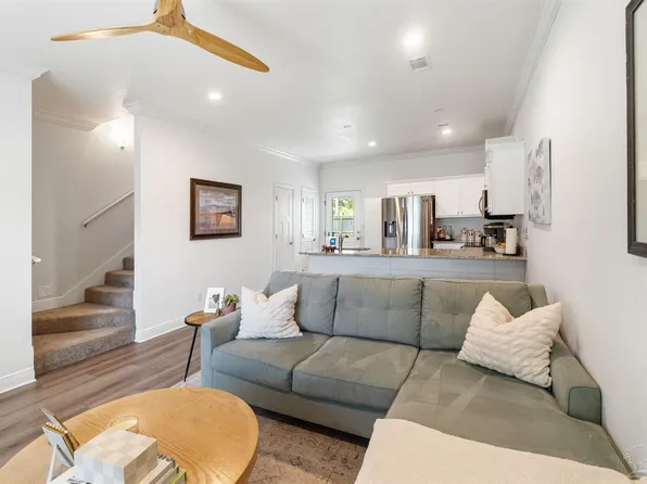 58 N M St, Pensacola, FL 32502