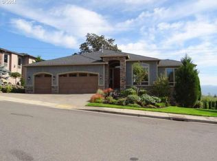 2510 W 1st St, Washougal, WA 98671