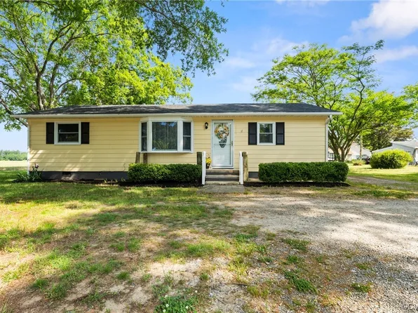 15267 General Puller Hwy, Hardyville, VA 23070