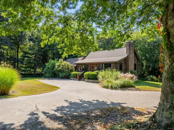 5 Cedars Road, North Stonington, CT 06359
