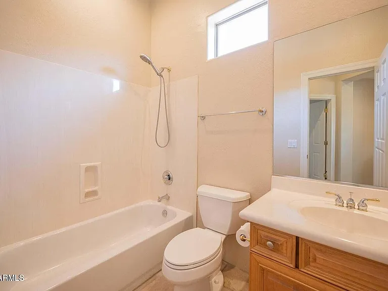 7684 E Balao Dr — Photo 23