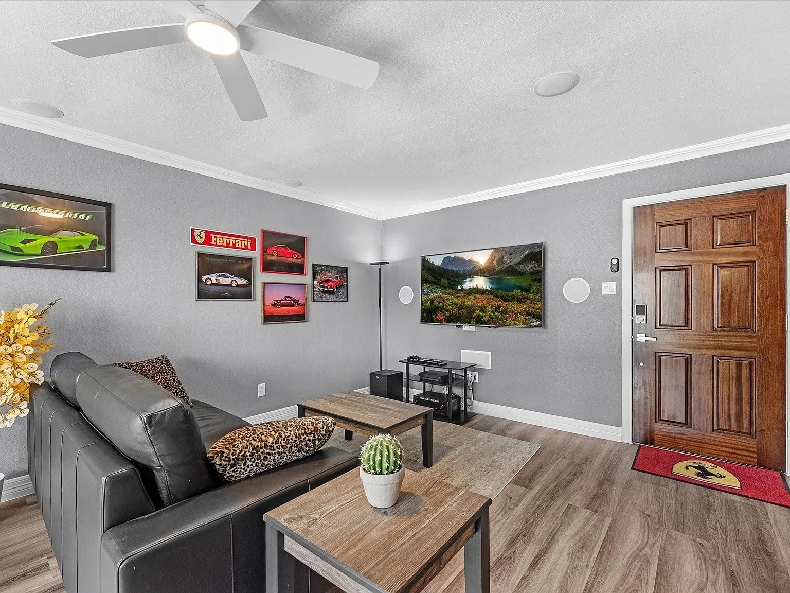 2 bed, 1.5 bath, 948 sqft, $3,999 — Photo 3