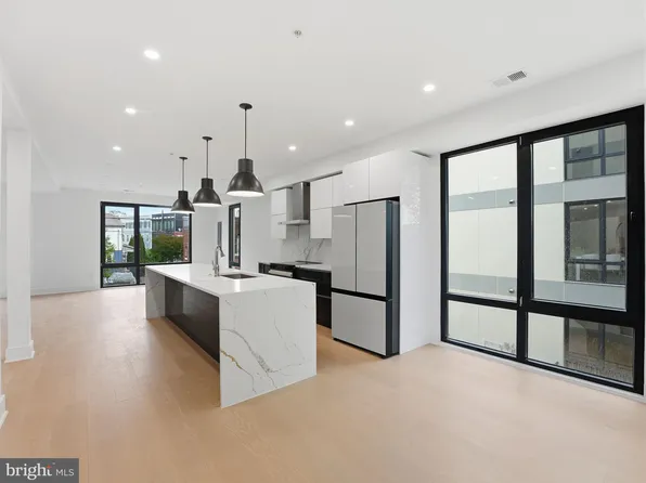 1810 Central Pl NE #2, Washington, DC 20002