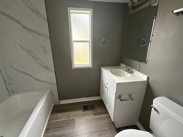 1221 N Valrico Rd #27 — Photo 10