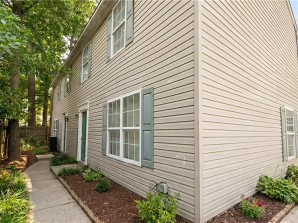 739 S Rosemont Rd, Virginia Beach, VA 23452
