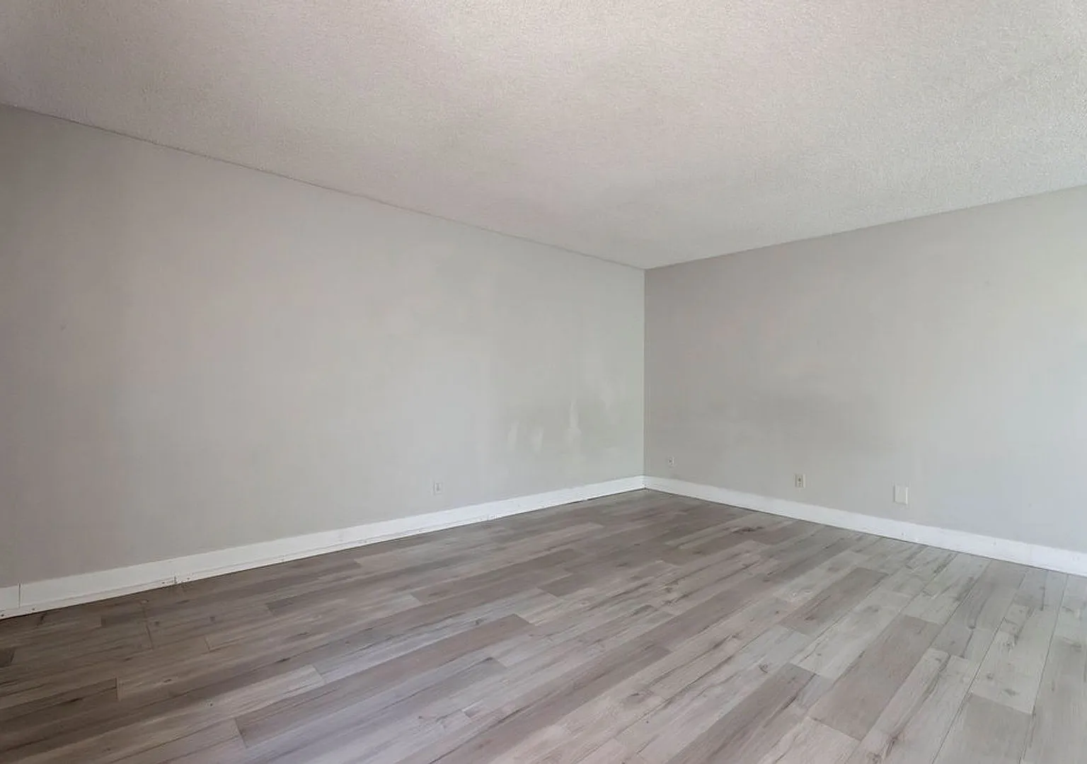 1501 Living Desert Drive #D, Las Vegas, NV 89119 — Photo 1