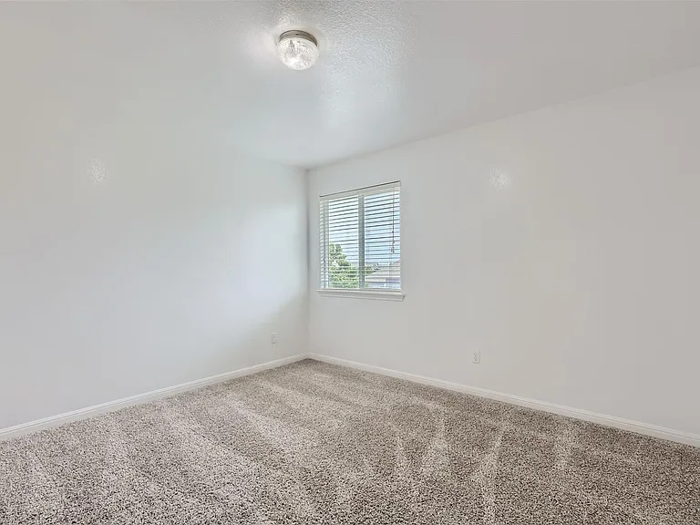 131 Lavaca Loop — Photo 21