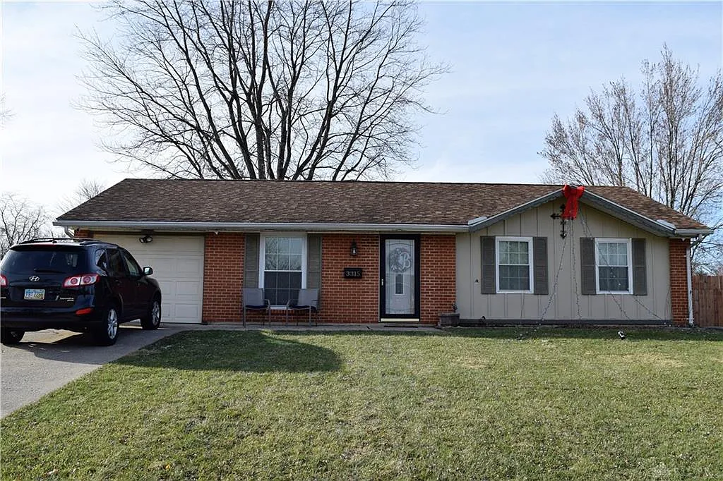3315 Vineyard St photo 1