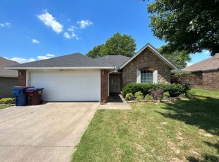 7408 Red Pine Dr, Fort Smith, AR 72916