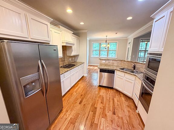 2nd image of 212 Westwind Dr