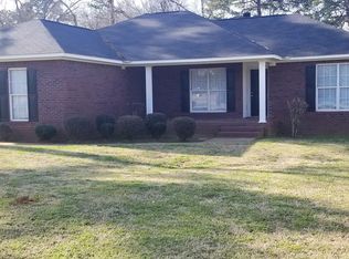 253 Willow Lake Dr, Leesburg, GA 31763