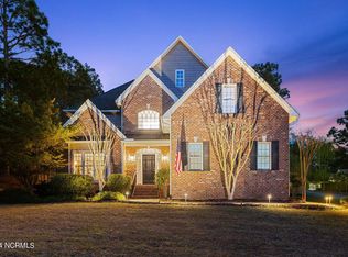 101 Stafford Ct, Southern Pines, NC 28387