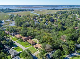 345 Canterbury Rd, Charleston, SC 29407