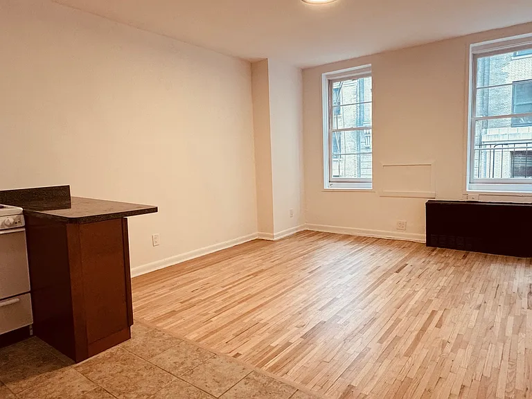 19 E 21st St #6A — Photo 8