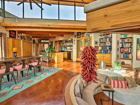 86 Sabino Gonzales Rd, Glorieta, NM 87535