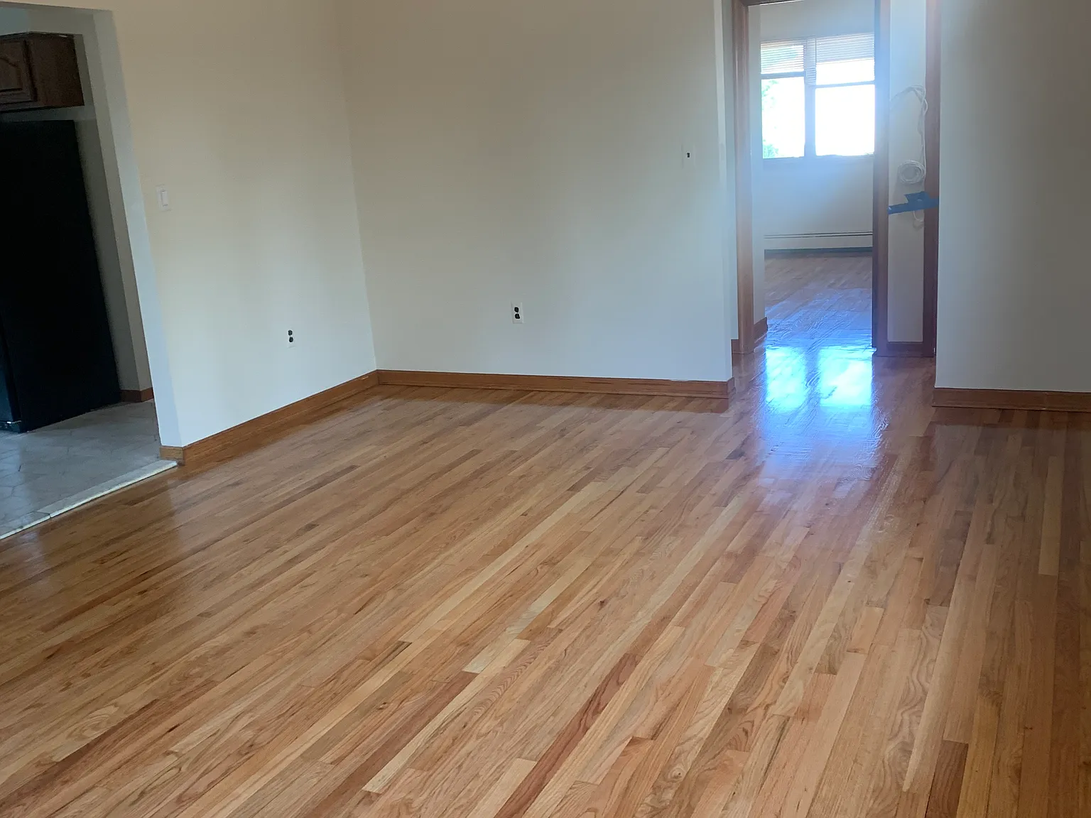 3 bed, $2,700 — Photo 2