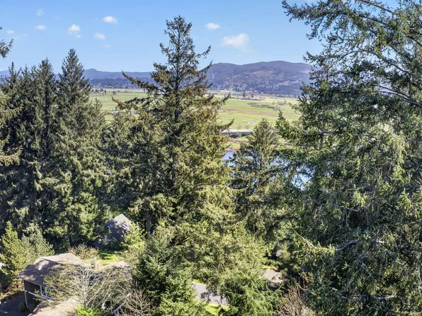 34775 Bayloop Rd, Nehalem, OR 97131