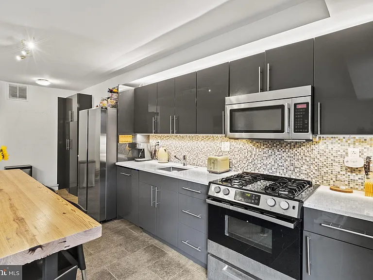 1806 Rittenhouse Sq #18-209 — Photo 9