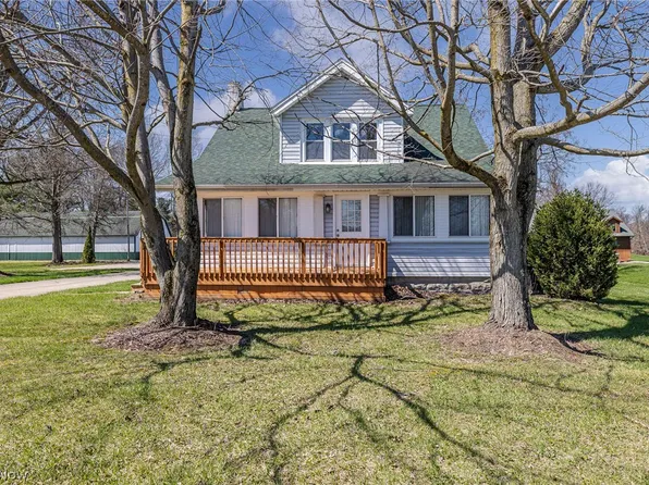 16118 Cowley Rd, Grafton, OH 44044