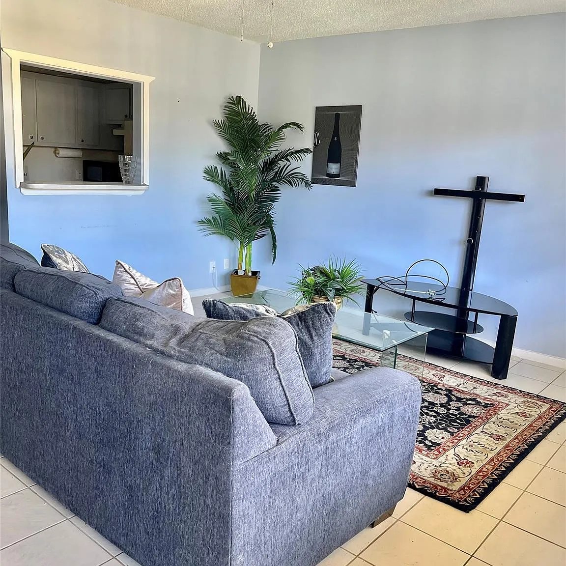 1 bed, 1.5 bath, 720 sqft, $1,440 — Photo 1