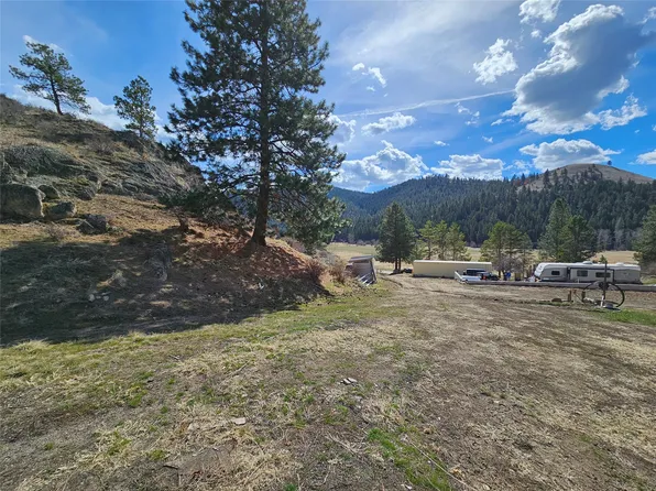 1748 Sleeping Child Rd, Hamilton, MT 59840