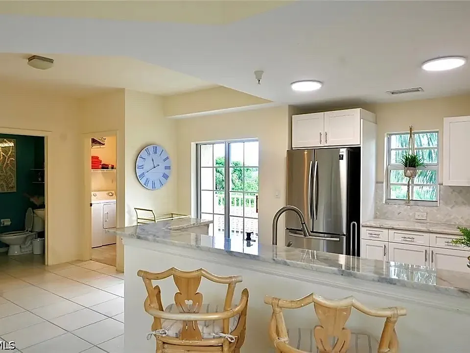 4450 Botanical Place Cir #301