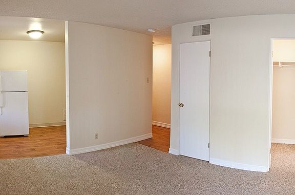3rd image of 1200 N Pearl St APT 302