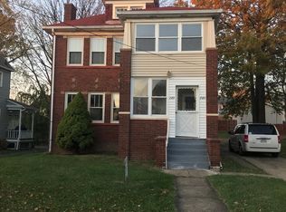 240 E Broadway Ave, Girard, OH