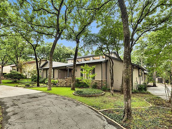 3rd image of 3667 Green Meadow Ln