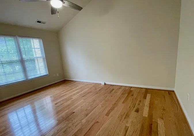 9058 Two Bays Rd — Photo 16