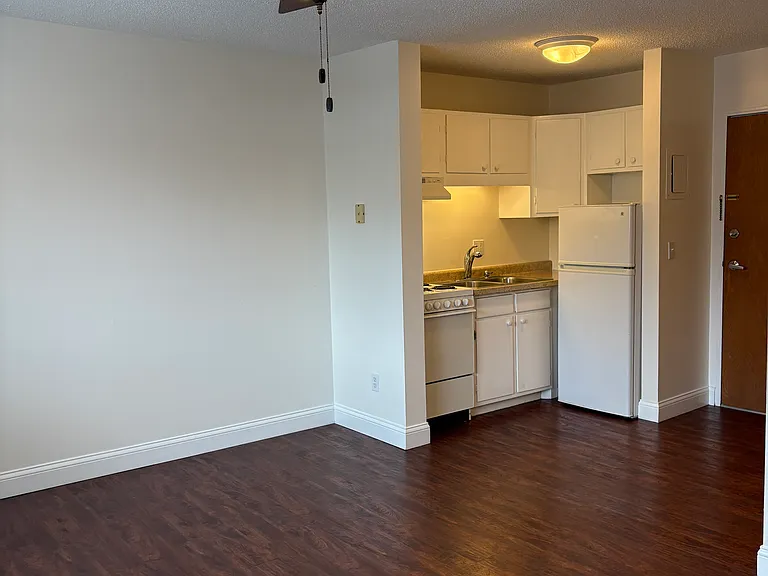 322 Clifton Ave #206 — Photo 7