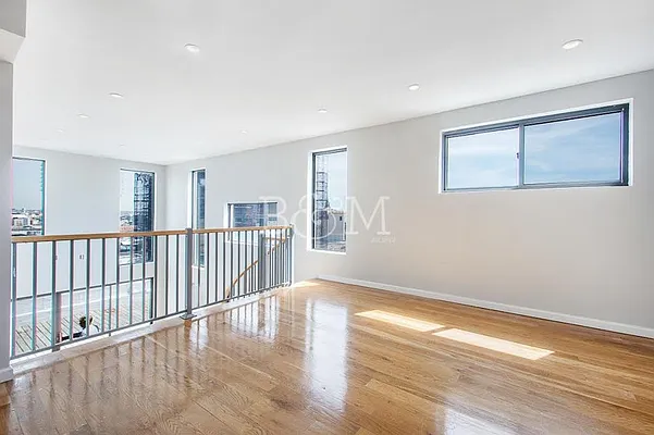 Rented by Brick&Mortar | media 16