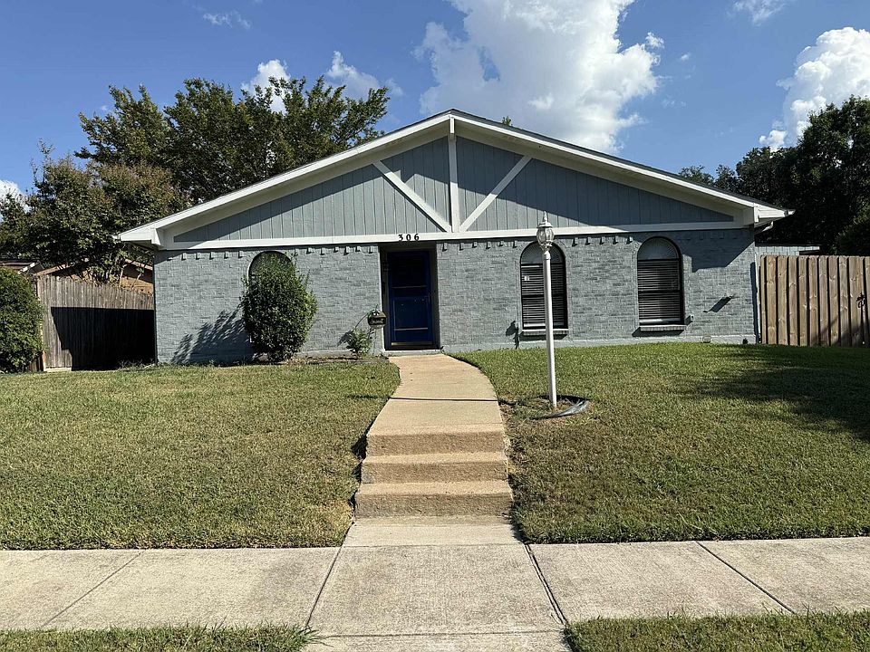 1st image of 306 Ivy Way