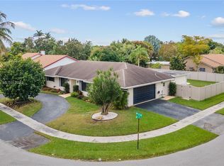 1321 NW 76th Ave, Plantation, FL 33322