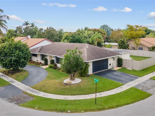 1321 NW 76th Ave, Plantation, FL 33322